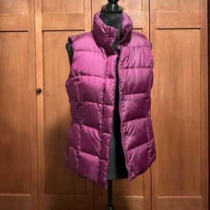 Eddie Bauer goose down puffer vest, size S. Burgundy/merlot in color.Gently used